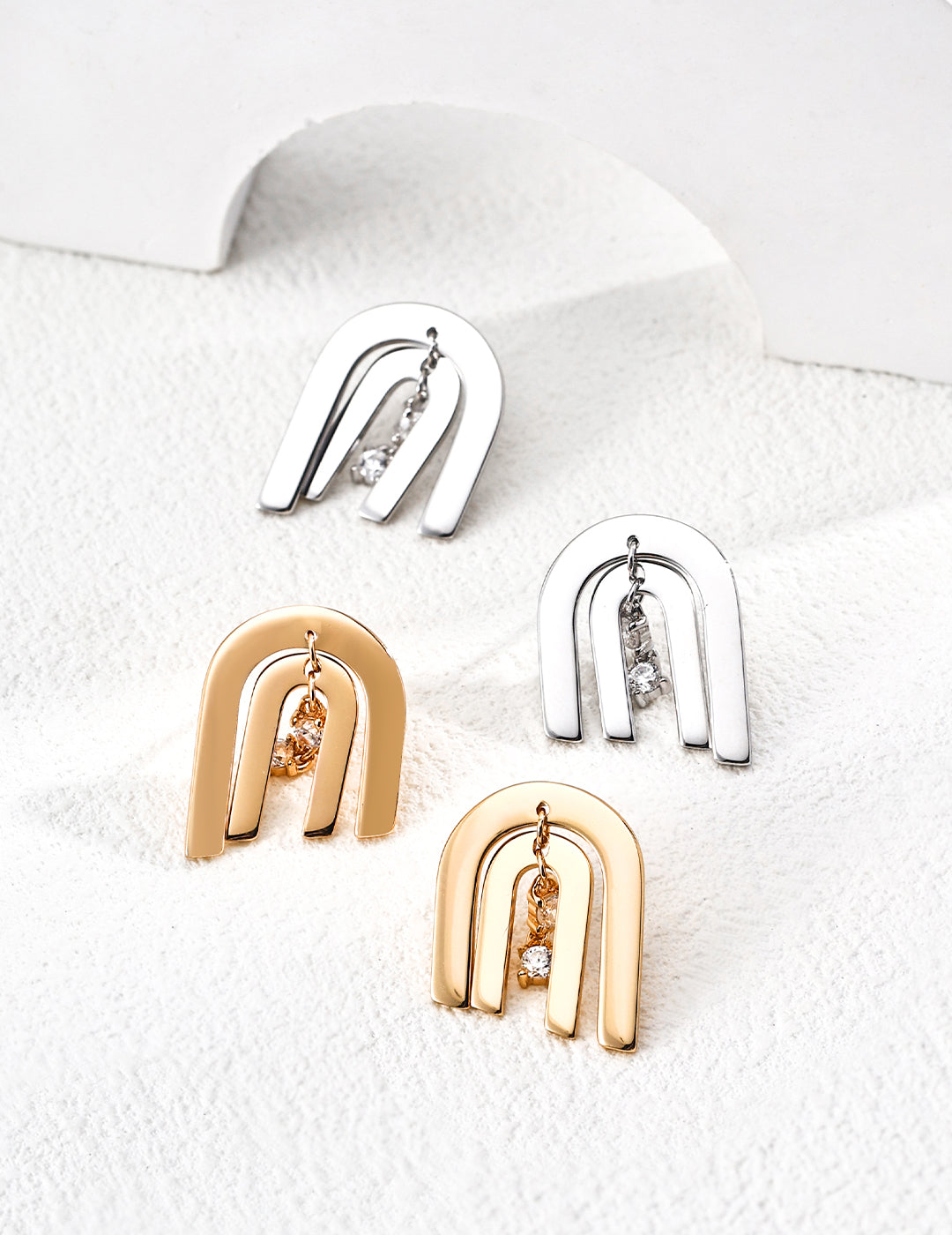 SENLORE Minimalist Aesthetic Earrings – Lifestyle Shot