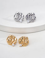 SENLORE Vintage Wave Zircon Earrings – Front View