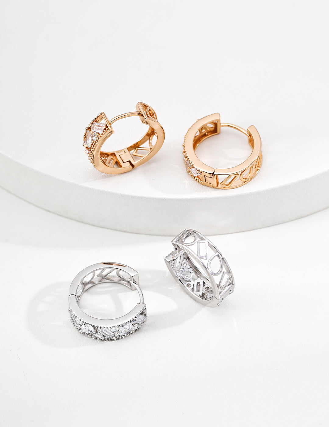 SENLORE Versatile Style Earrings – Detail Close-up