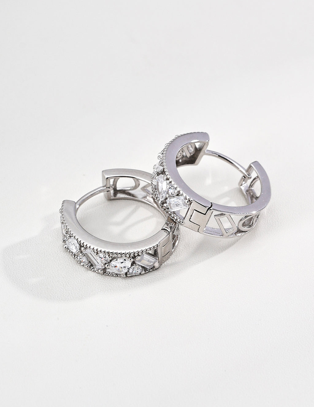 SENLORE Versatile Style Earrings – Lifestyle Shot