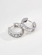 SENLORE Versatile Style Earrings – Lifestyle Shot