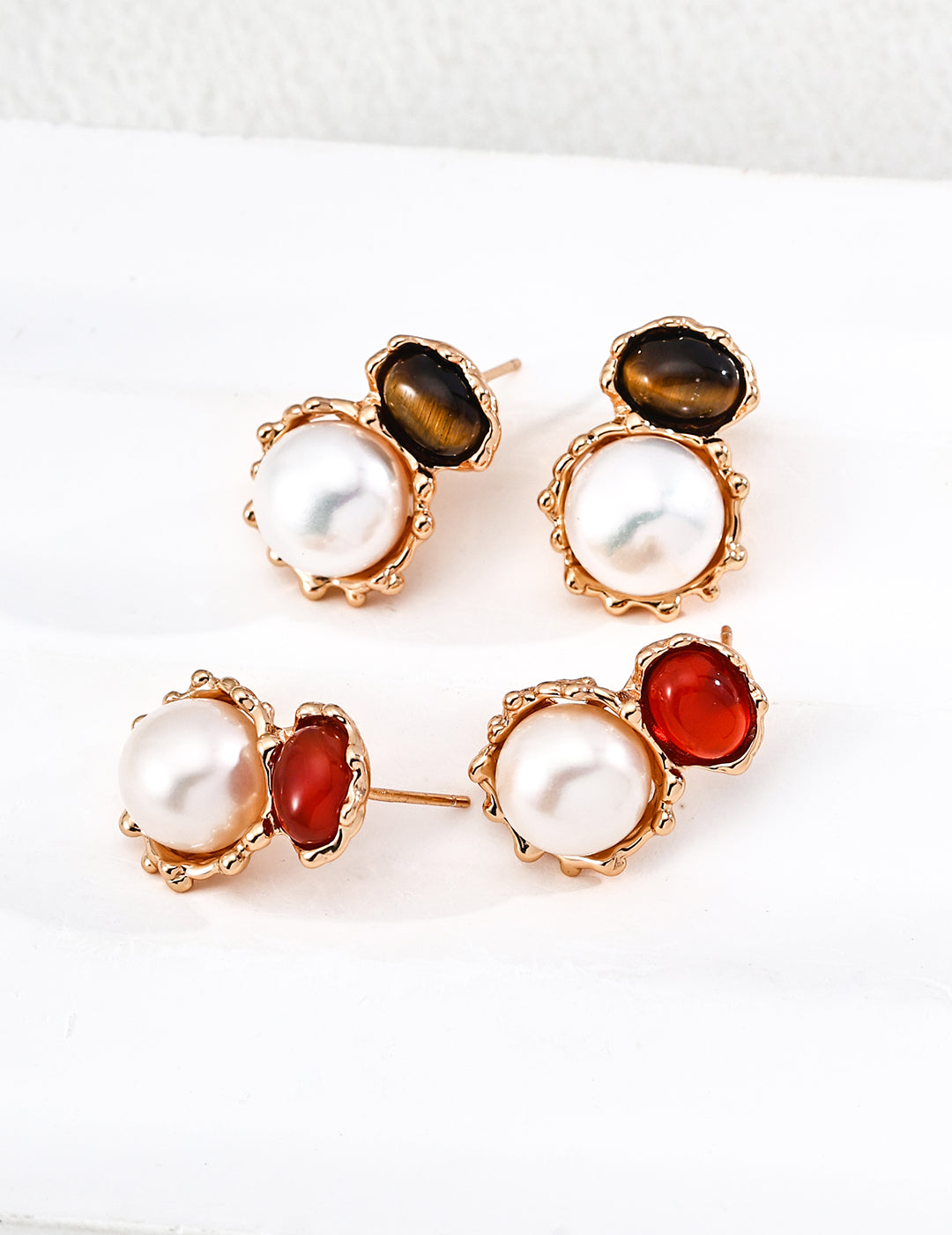 SENLORE Karst Pearl Earrings – Lifestyle Shot