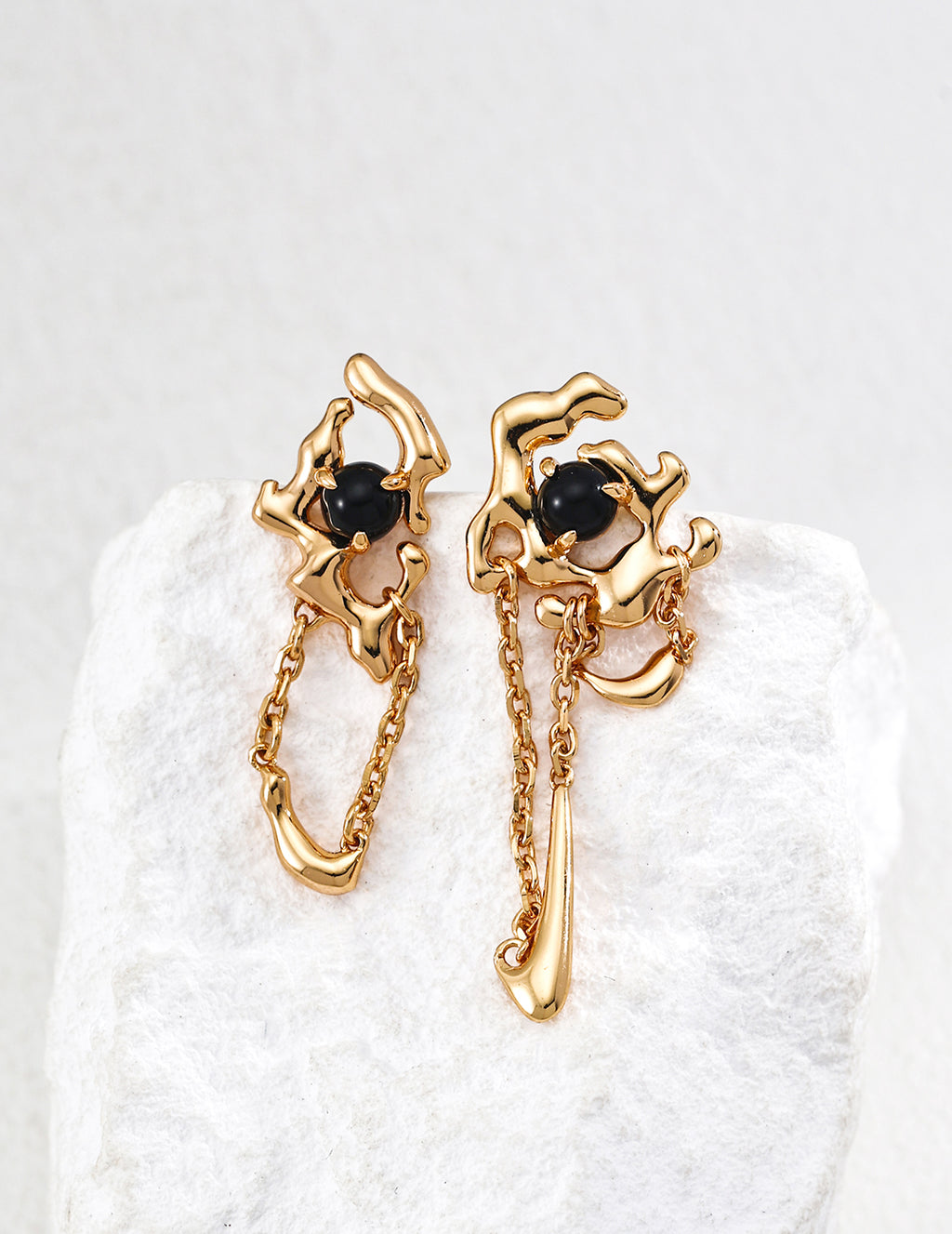 Lava Agate Earrings — 18K Gold Vermeil, black agate | SENLORE