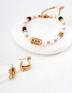 SENLORE Minimalist C-shaped Earrings – Lifestyle Shot