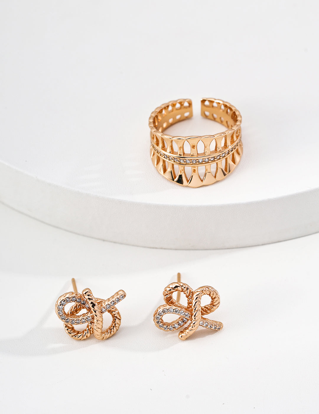 SENLORE Designer Zircon Earrings – Lifestyle Shot