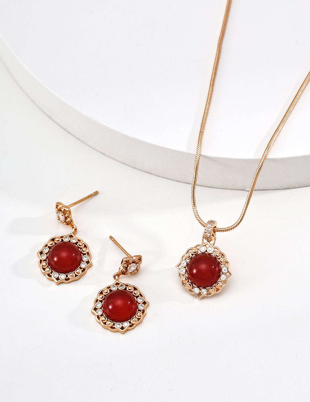 SENLORE Vintage Agate Tiger's Eye Earrings – Front View