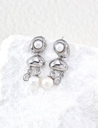 SENLORE Teardrop Pearl Earrings – Side View