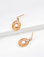 SENLORE Lucky Compass Stud Earrings – Detail Close-up