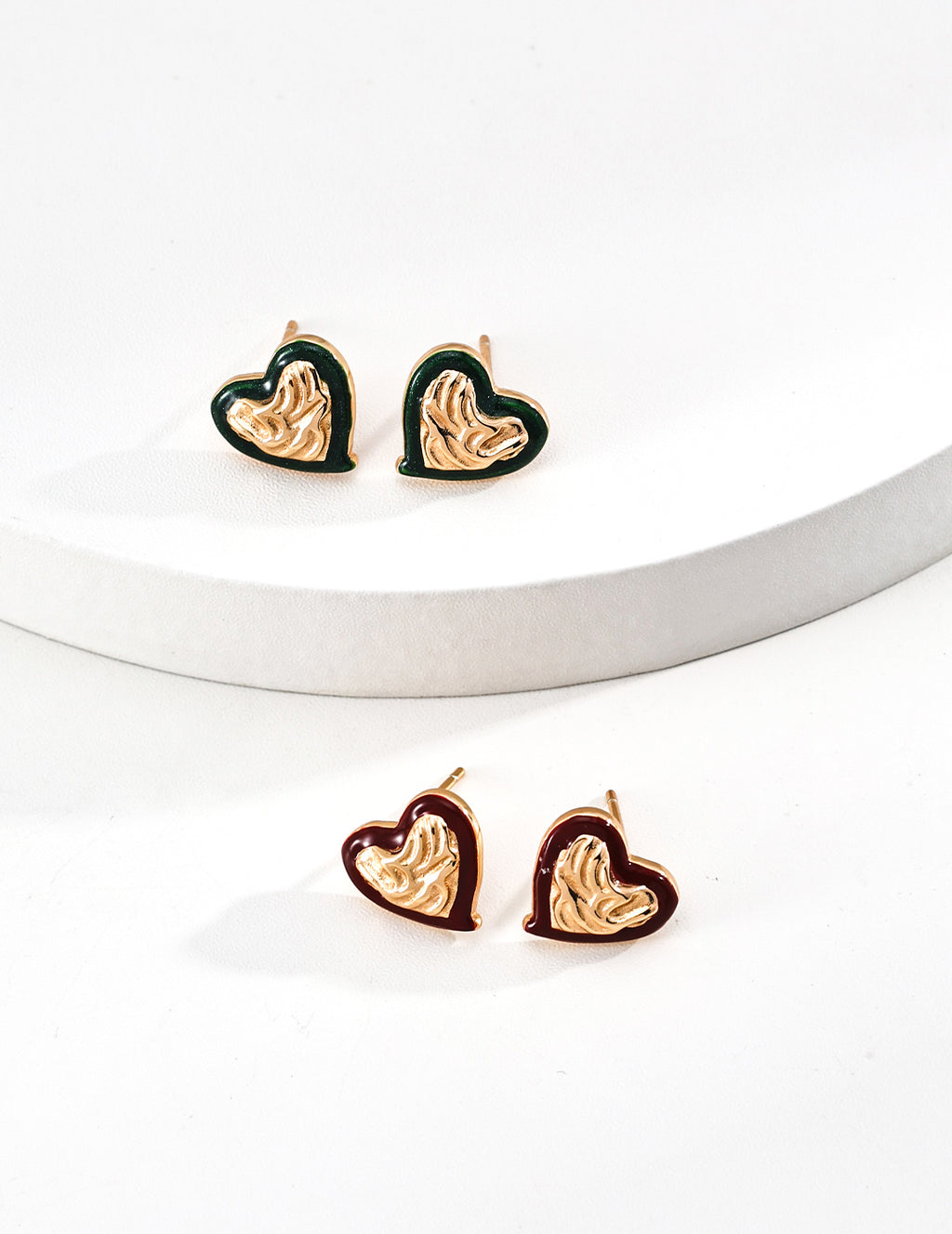 SENLORE Heart Earrings – Front View