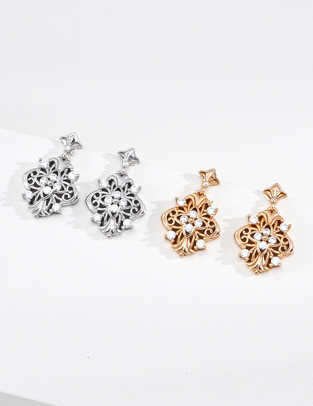 SENLORE Iris Zircon Earrings – Front View