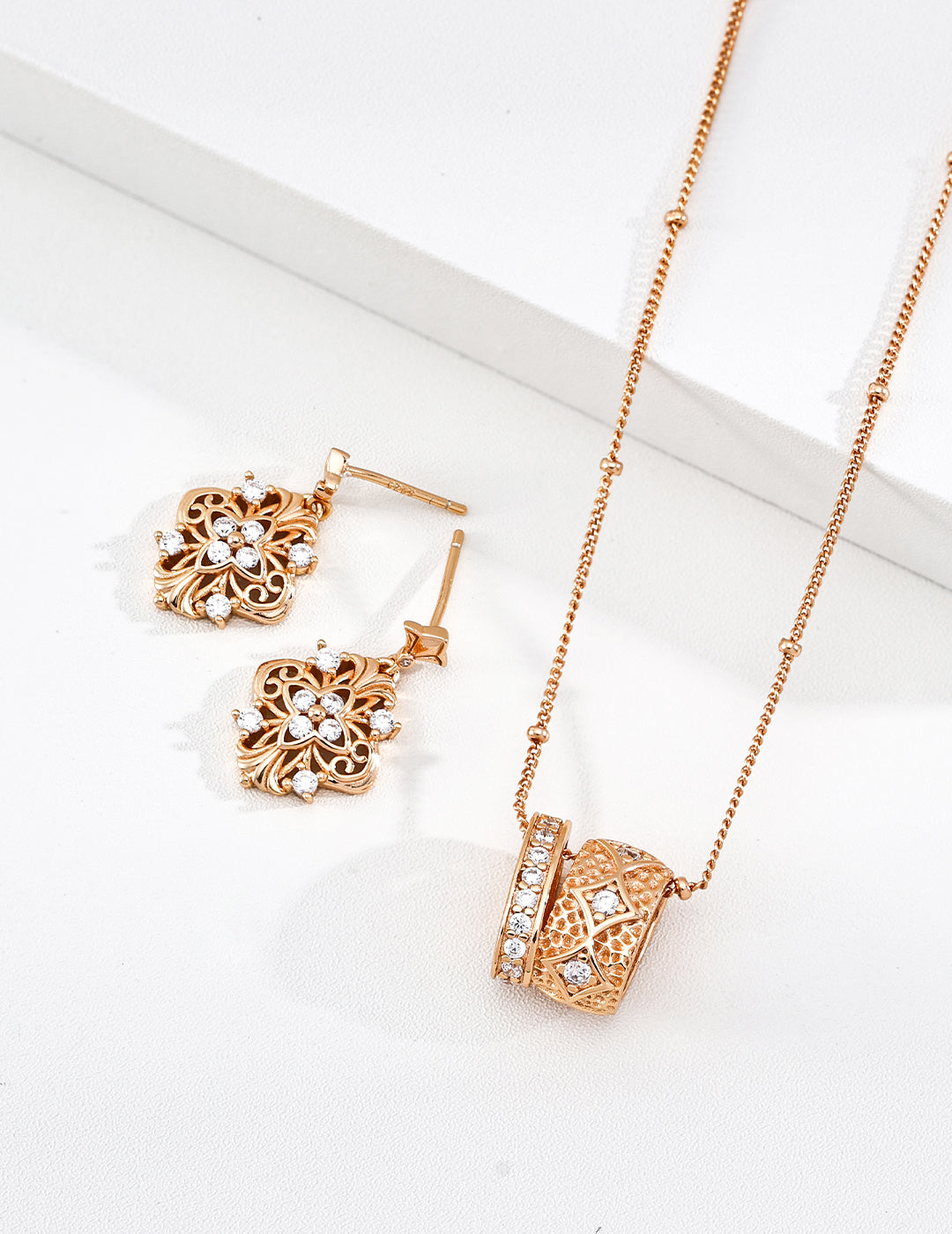SENLORE Iris Zircon Earrings – Lifestyle Shot