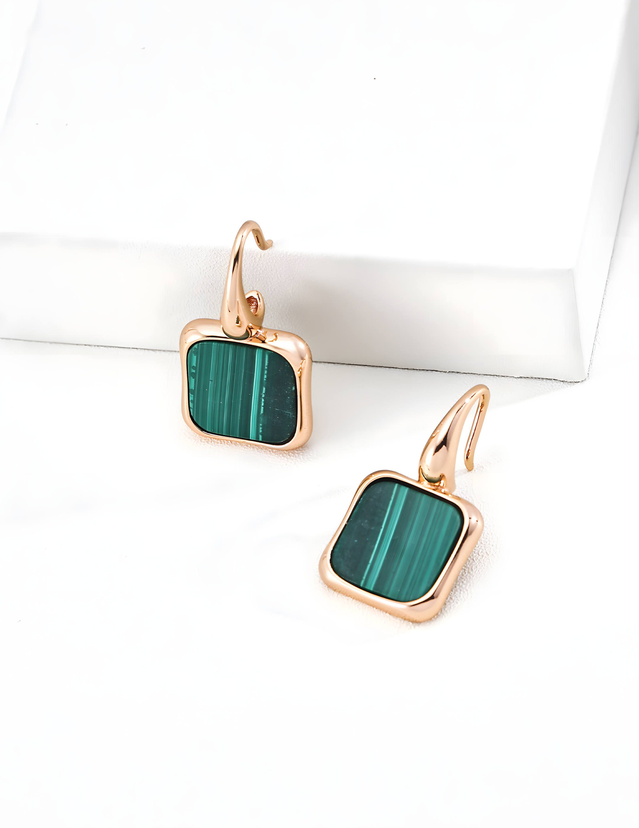 SENLORE Natural Malachite Earrings – Front View