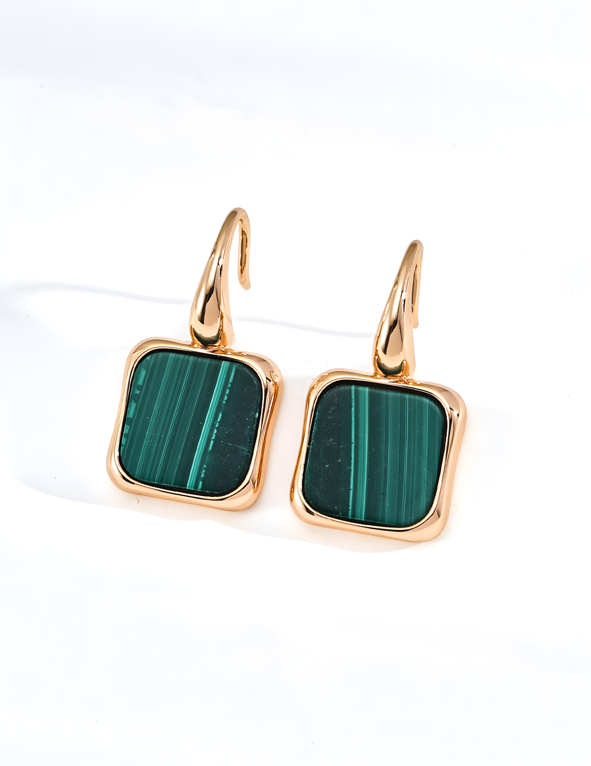 SENLORE Natural Malachite Earrings – Detail Close-up