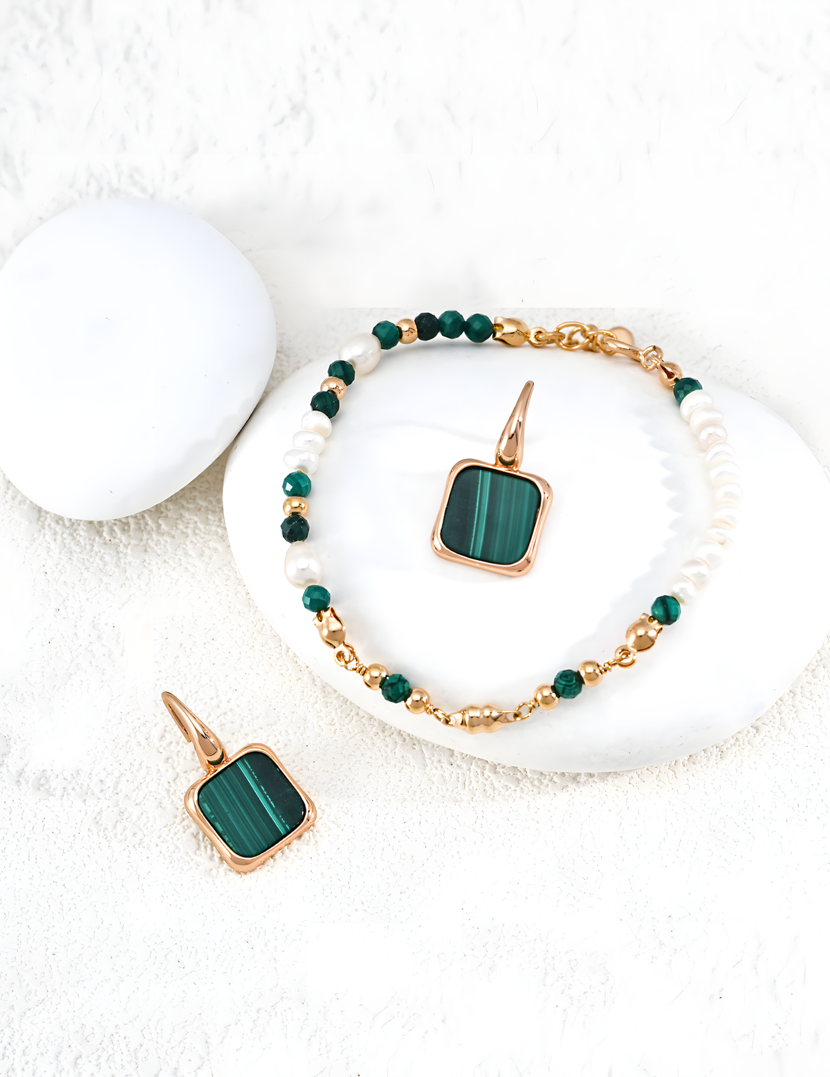 SENLORE Natural Malachite Earrings – Lifestyle Shot