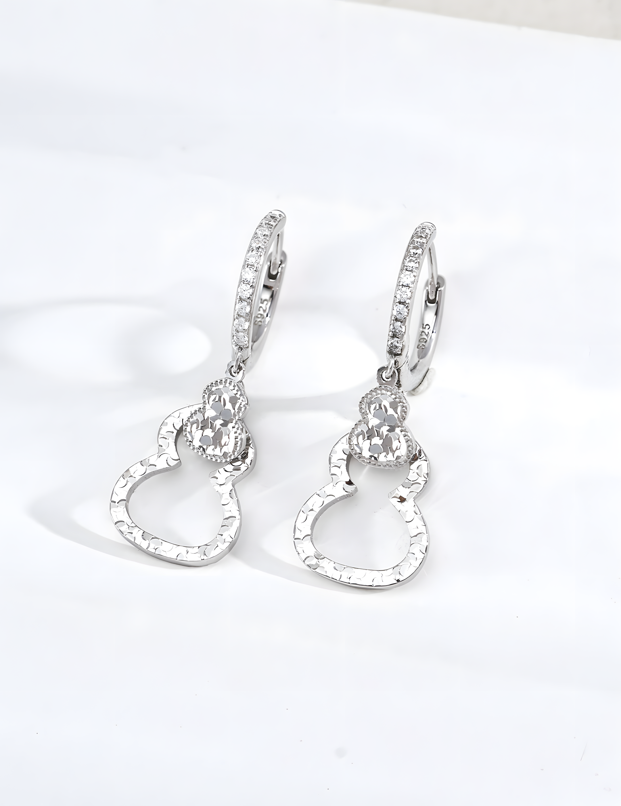 SENLORE Good Luck Gourd Earrings – Side View