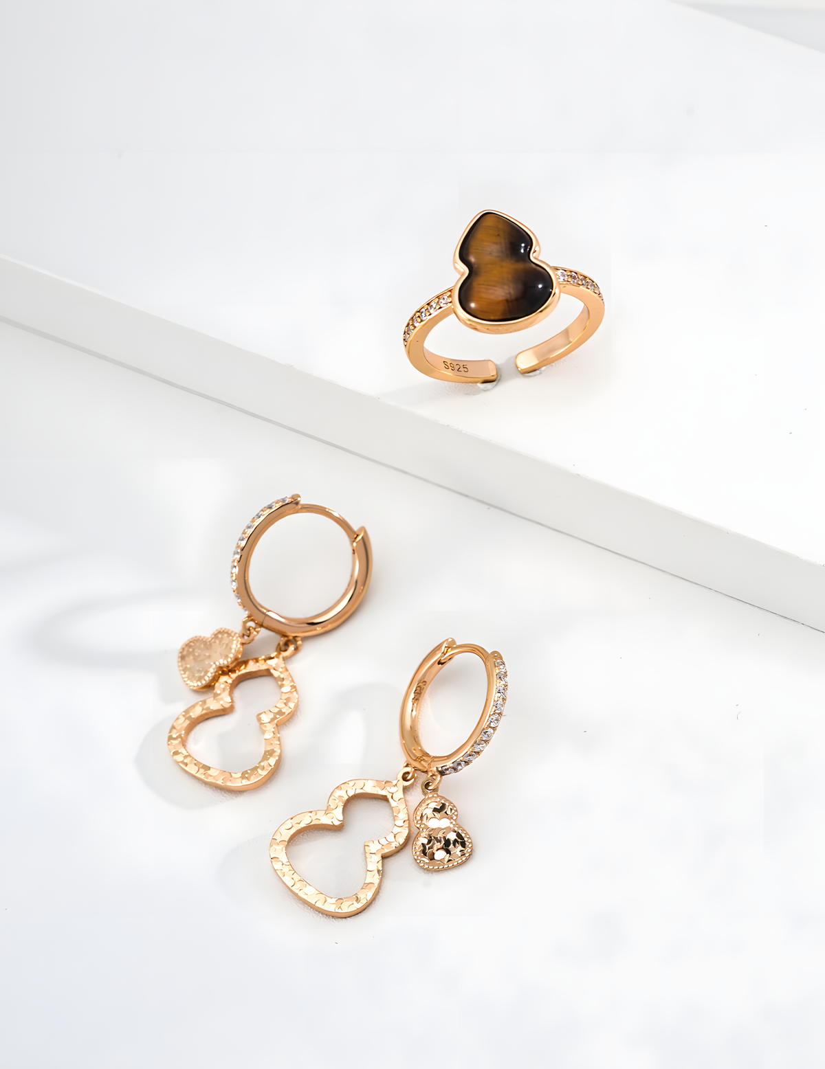 SENLORE Good Luck Gourd Earrings – Lifestyle Shot