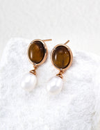 SENLORE Natural Pearl Earrings – Side View