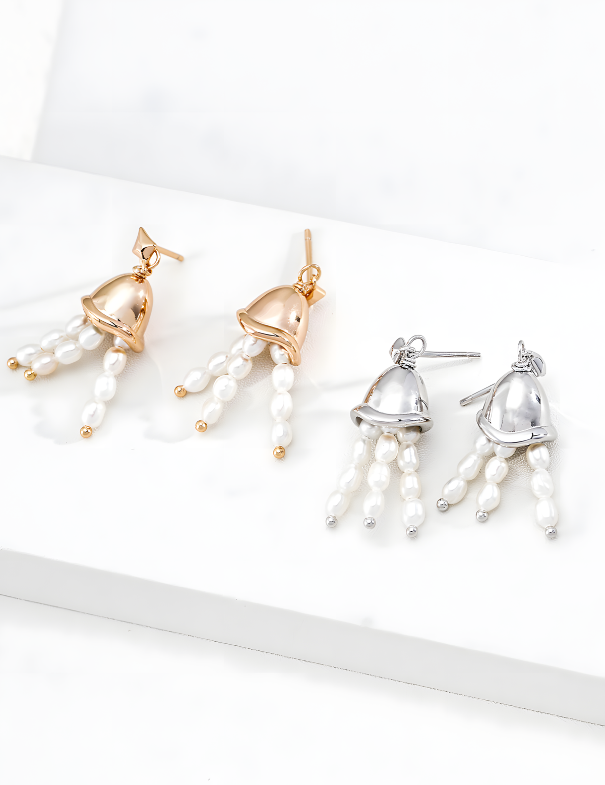 SENLORE Wind Chime Pearl Earrings – Front View
