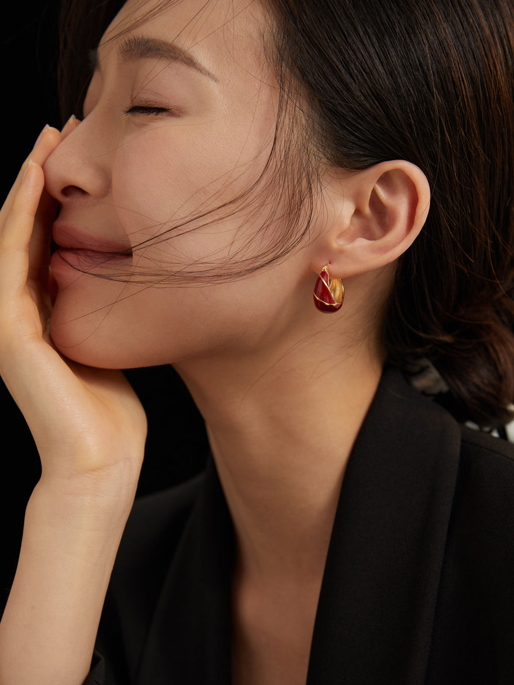 Red Enamel Circle Earrings — 18K Gold Vermeil | SENLORE