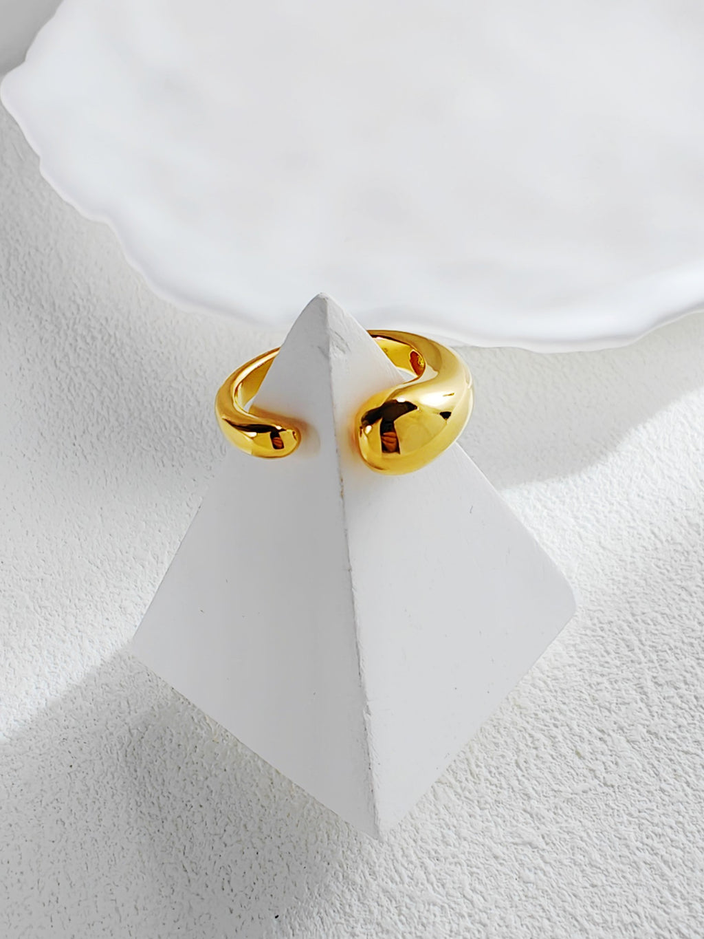 Asymmetric Lava-Texture Ring — 18K Gold Vermeil & Sterling Silver | SENLORE