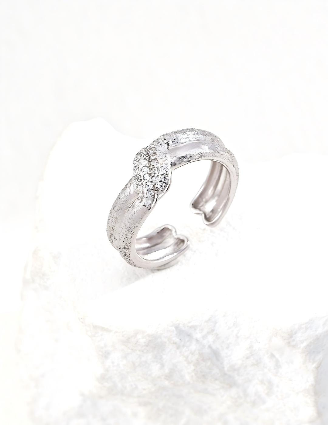 Vintage Frosted Zircon Ring — Sterling Silver, 18K Gold Vermeil | SENLORE