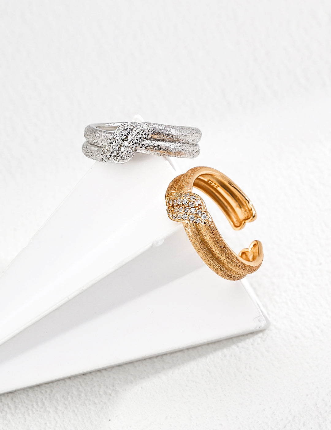 Vintage Frosted Zircon Ring — Sterling Silver, 18K Gold Vermeil | SENLORE
