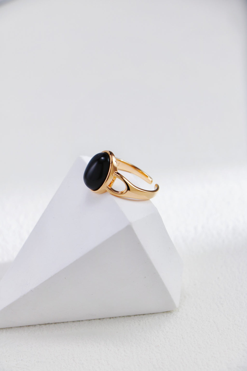 Black Agate Ring — Black Agate & 18K Gold Vermeil | SENLORE