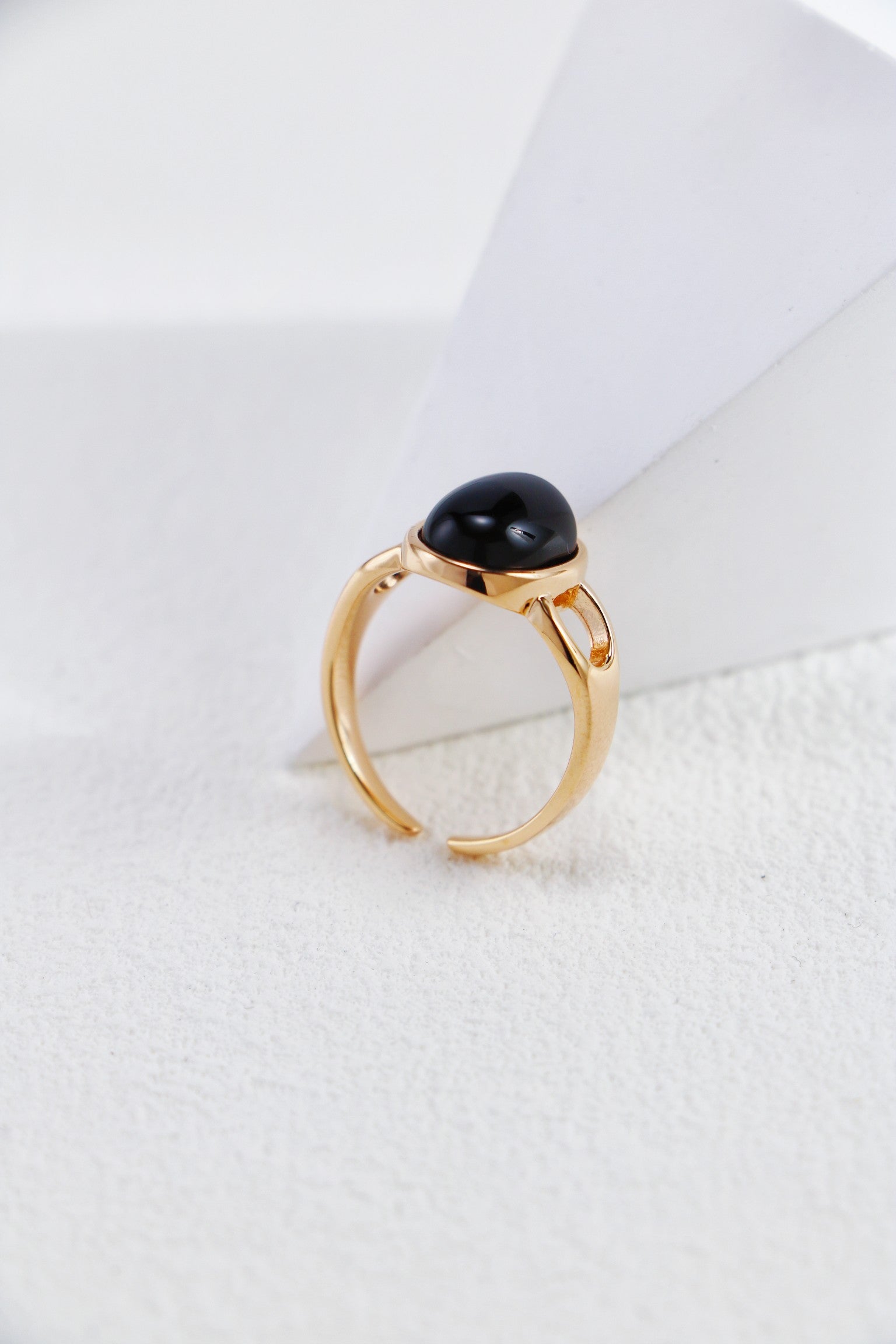 Black Agate Ring — Black Agate & 18K Gold Vermeil | SENLORE