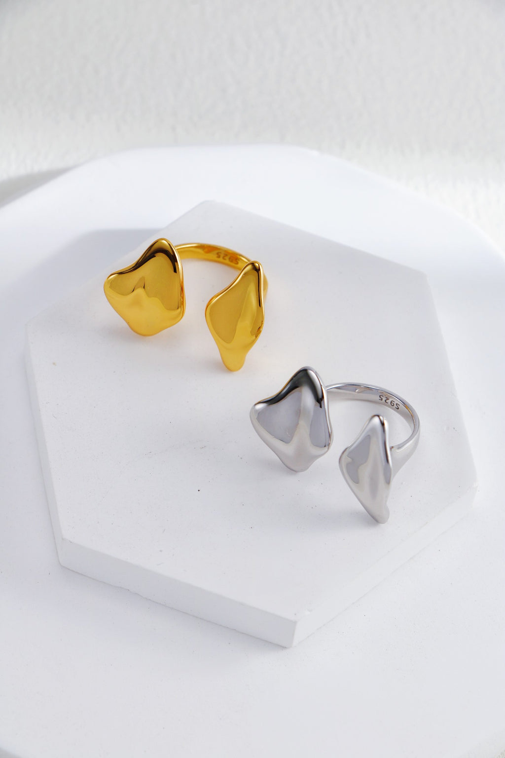 Sculptural Statement Ring — 18K Gold Vermeil & Sterling Silver | SENLORE
