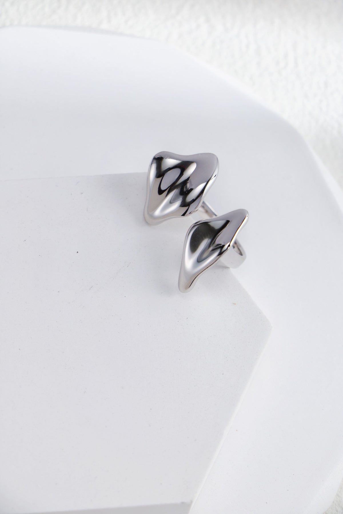 Sculptural Statement Ring — 18K Gold Vermeil & Sterling Silver | SENLORE
