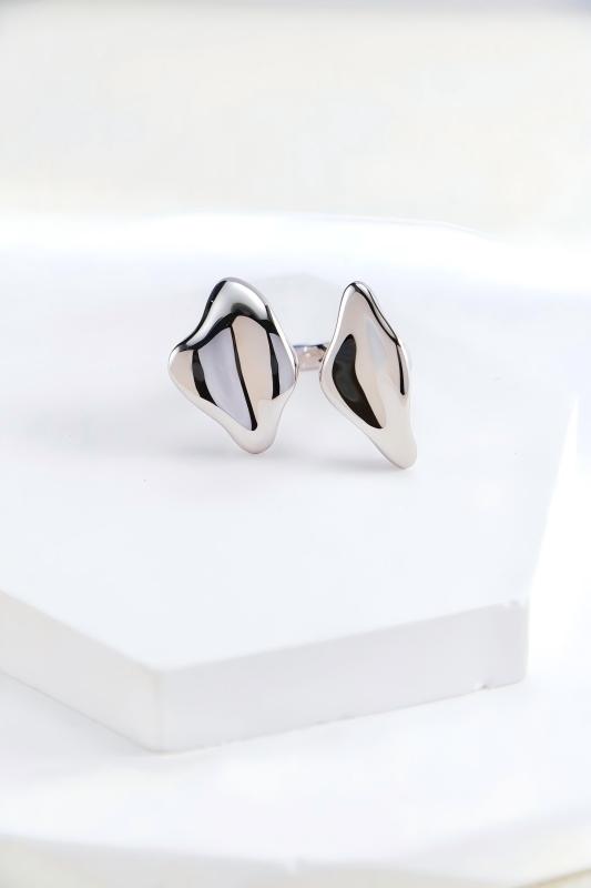 Sculptural Two-Tone Ring in Gold Vermeil & Sterling Silver