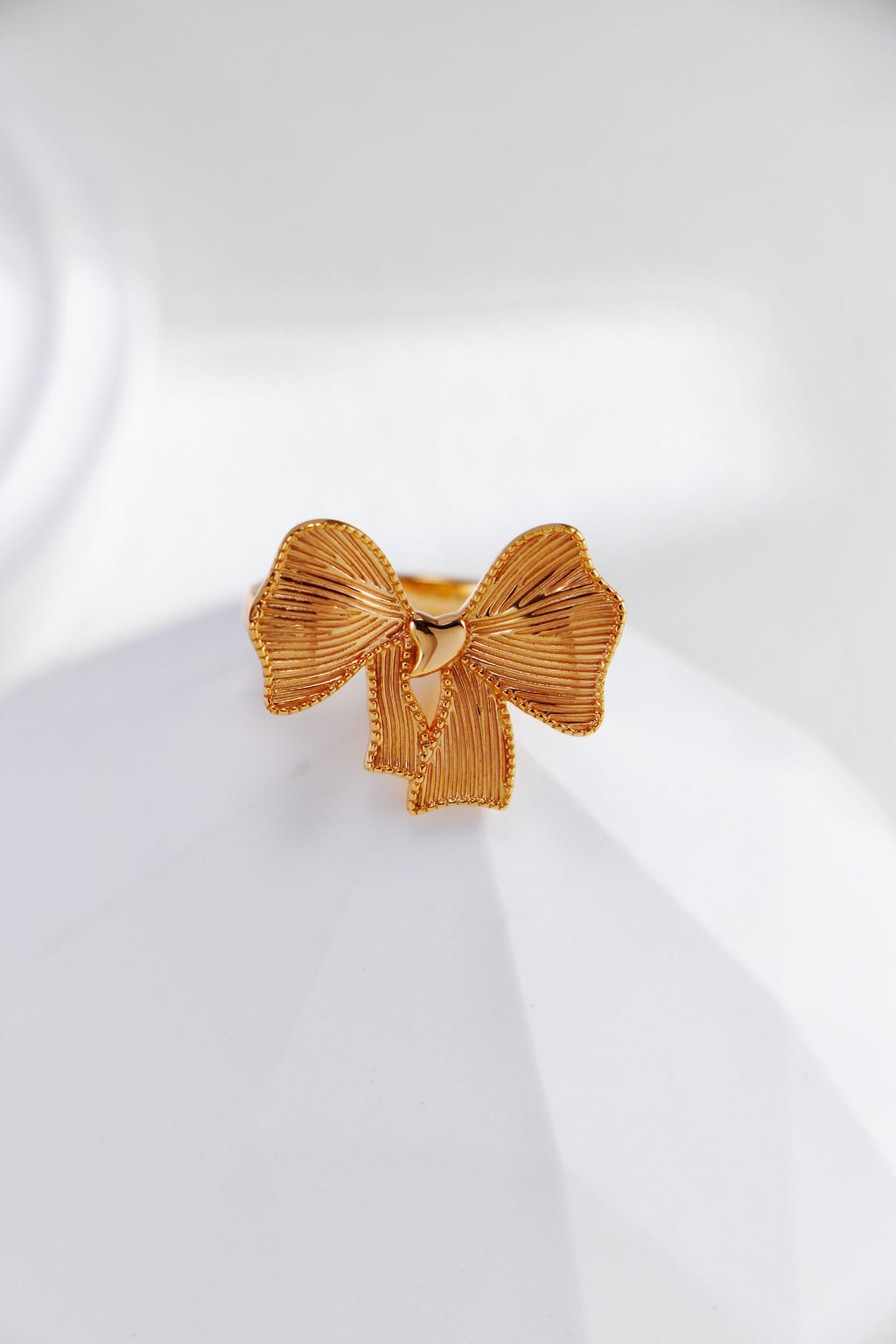 Bow-Knot Ring — 18K Gold Vermeil & Sterling Silver | SENLORE