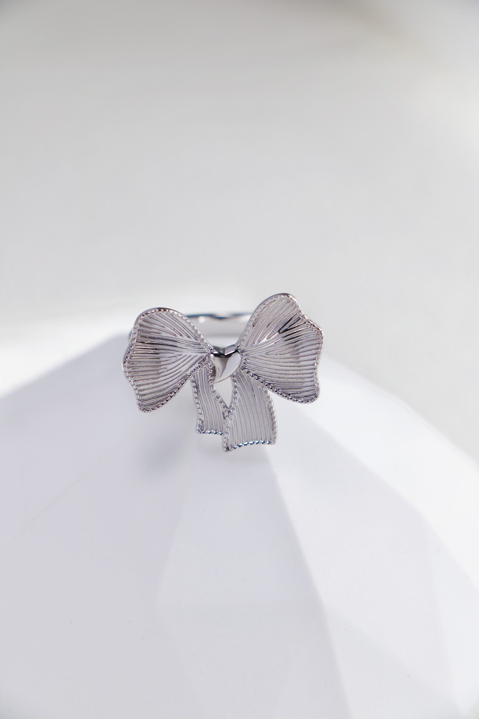 Bow-Knot Ring — 18K Gold Vermeil & Sterling Silver | SENLORE