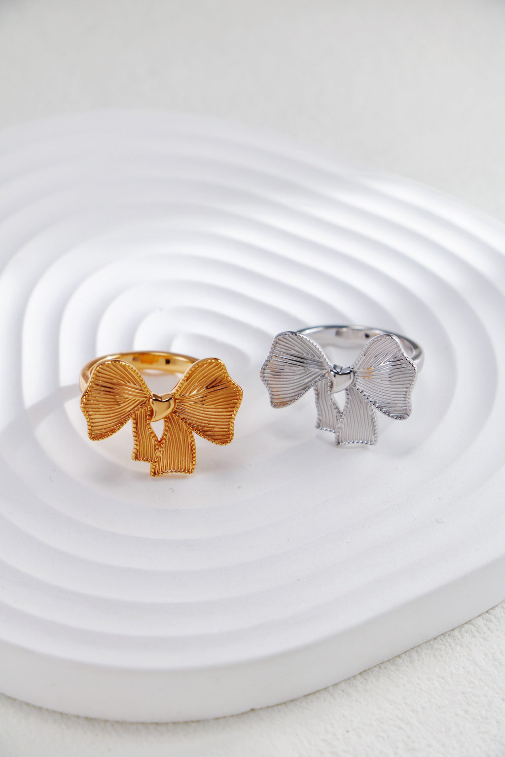 Bow-Knot Ring — 18K Gold Vermeil & Sterling Silver | SENLORE