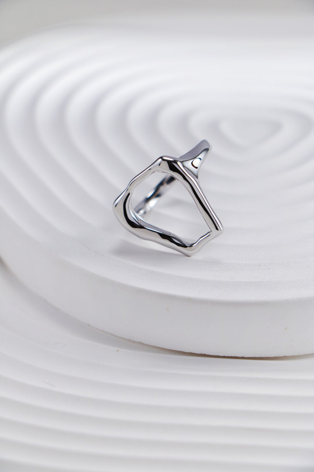 Two-Tone Minimalist Ring — Sterling Silver Two-Tone | SENLORE