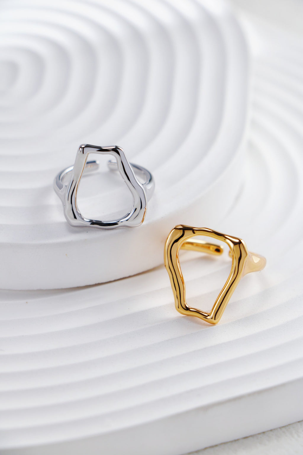 Two-Tone Minimalist Ring — Sterling Silver Two-Tone | SENLORE