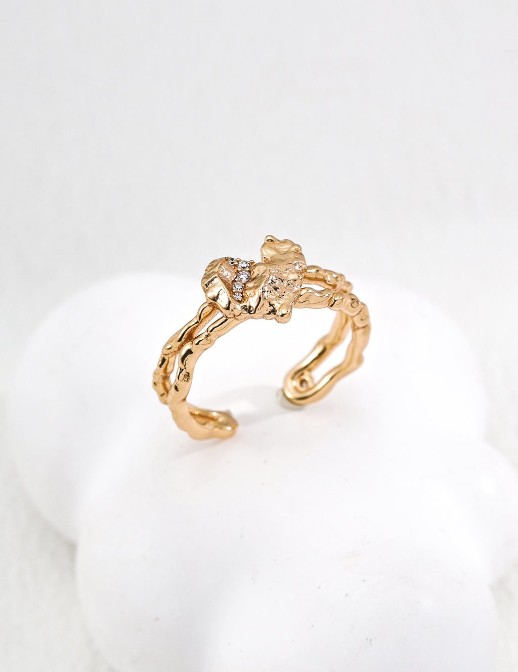 Heart Rock Texture Ring — 18K Gold Vermeil, cubic zirconia | SENLORE