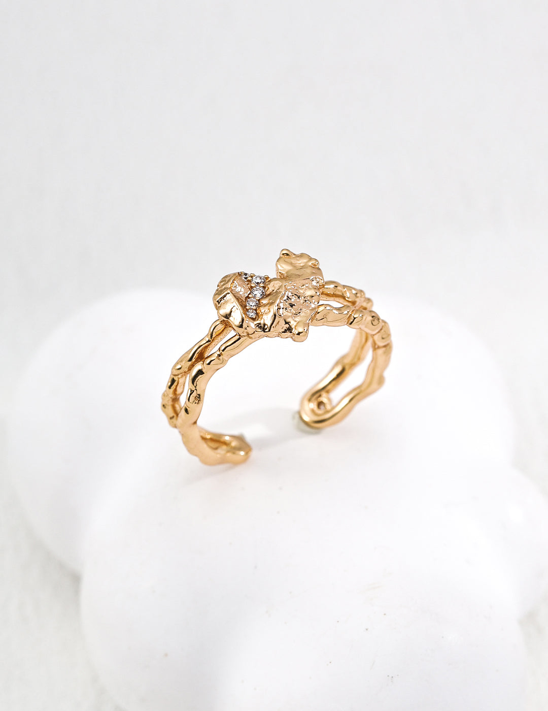 Heart Rock Texture Ring — 18K Gold Vermeil, cubic zirconia | SENLORE