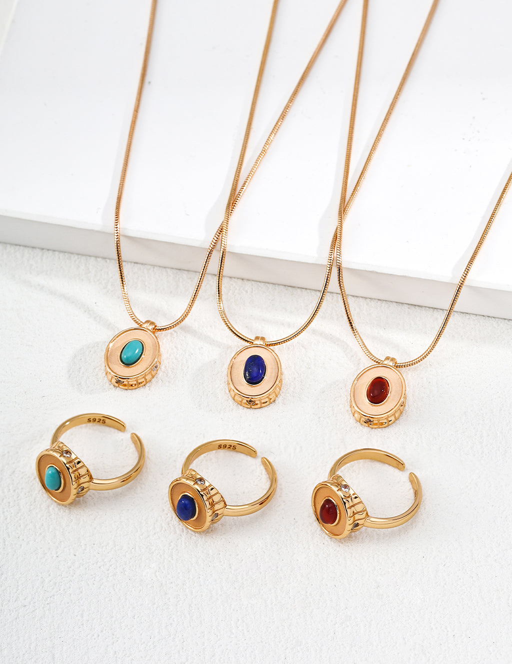 Minimal Raw Gemstone Ring — 18K Gold Vermeil, lapis lazuli, turquoise, red agate | SENLORE