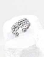SENLORE Minimalist Sterling Silver Ring – Detail Close-up