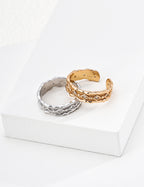 SENLORE Fluid Pearl Ring – Lifestyle Shot