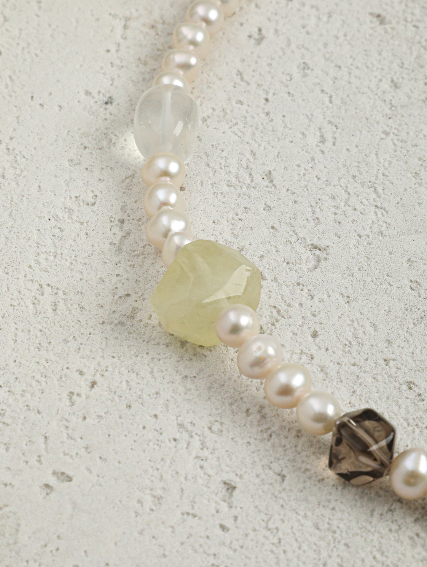 SENLORE Candy-colored Crystal Pearl Necklace – Lifestyle Shot