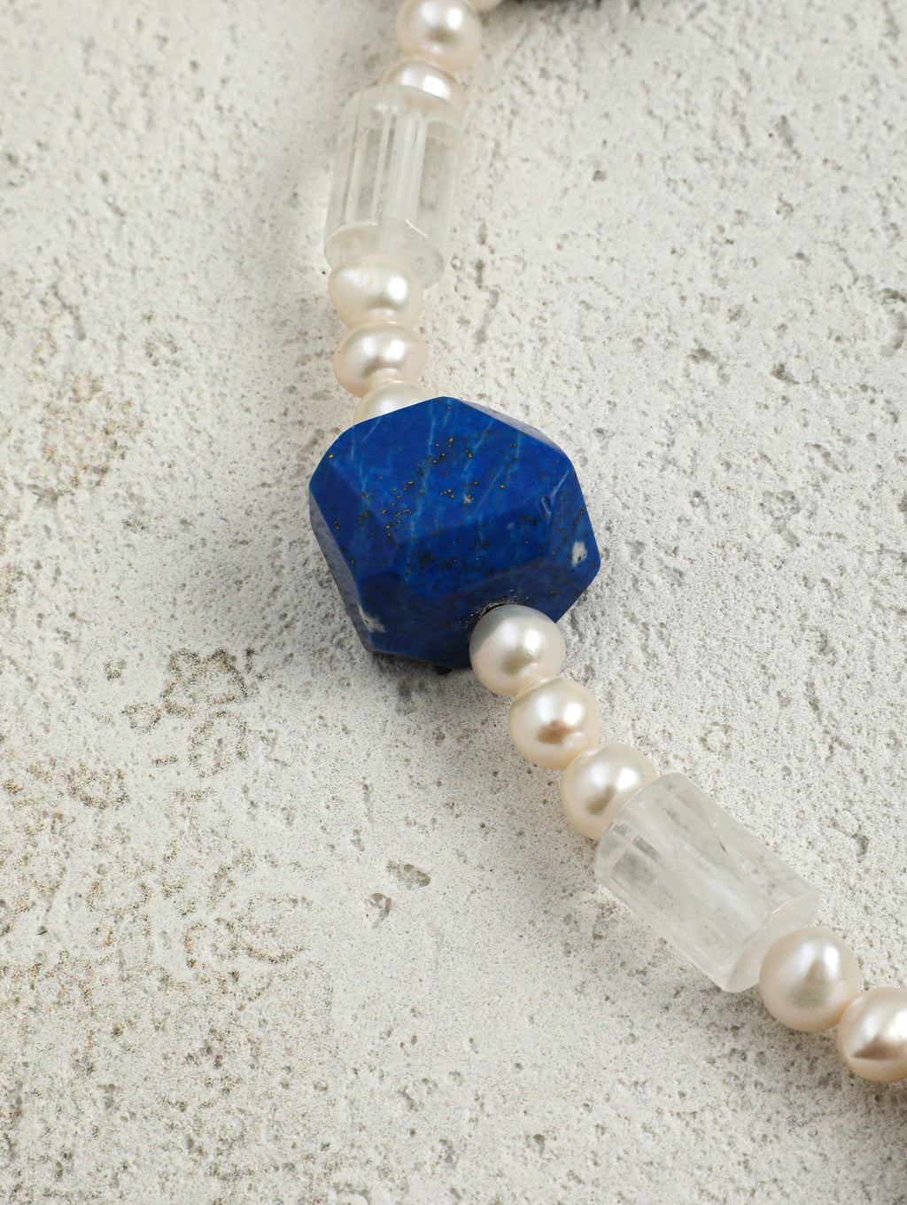 SENLORE Candy-colored Crystal Pearl Necklace – Lifestyle Shot