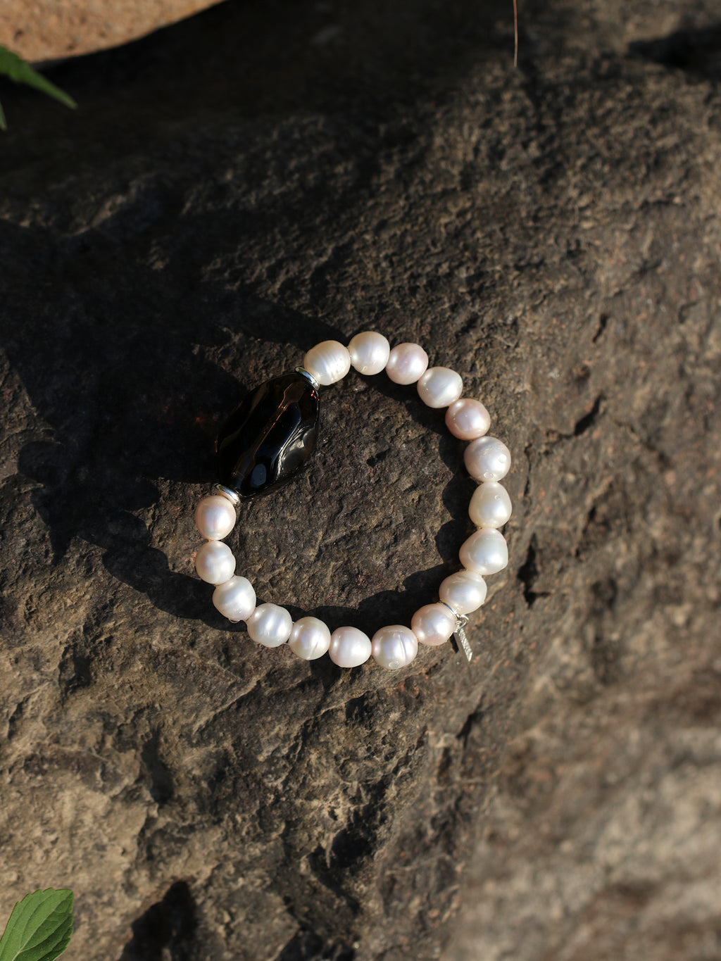 Freeform Smoky Quartz Pearl Bracelet — freshwater pearl & faceted large freeform smoky quartz & S925 Sterling Silver | SENLORE