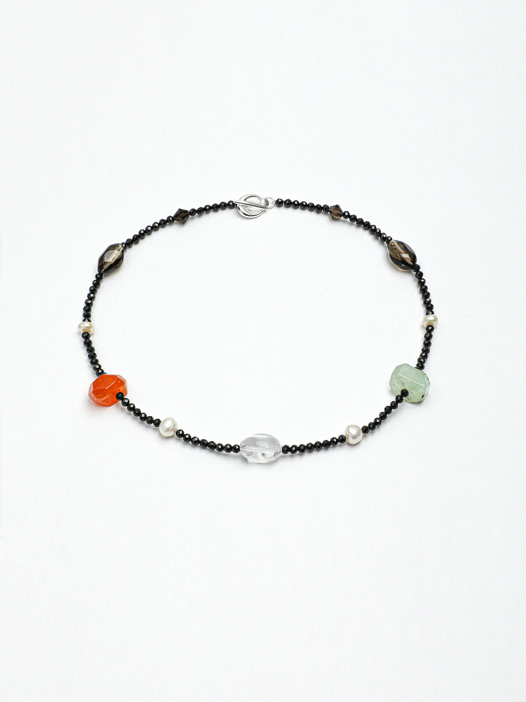 SENLORE Tourmaline Crystal Pearl Necklace – Lifestyle Shot