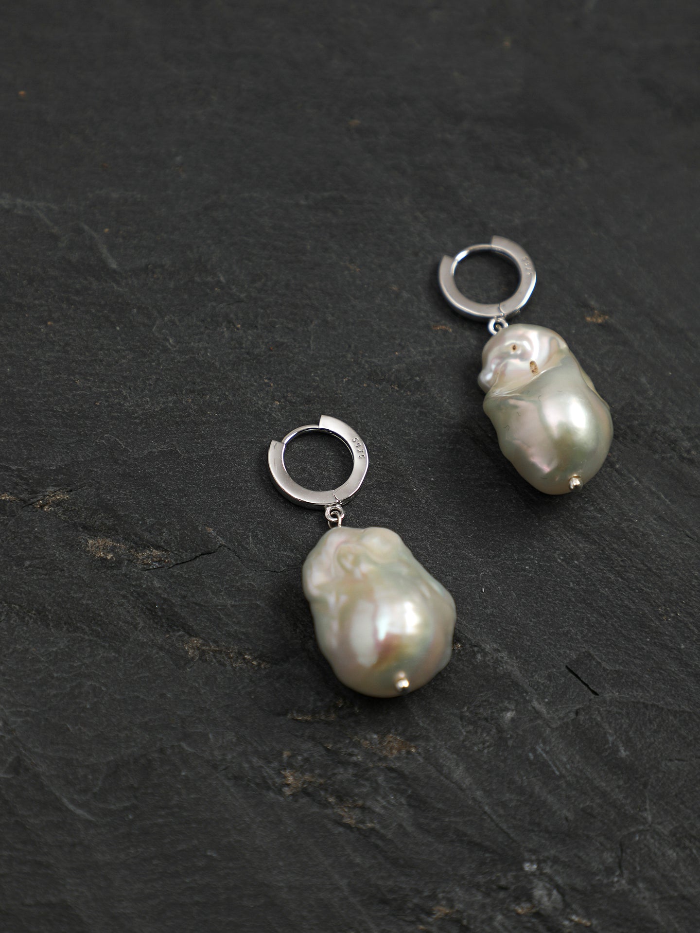 SENLORE Natural Baroque Drop Earrings – Lifestyle Shot