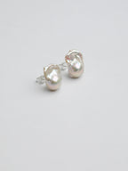 SENLORE Natural Baroque Earrings – Lifestyle Shot