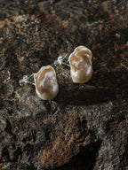 SENLORE Natural Baroque Earrings – Lifestyle Shot