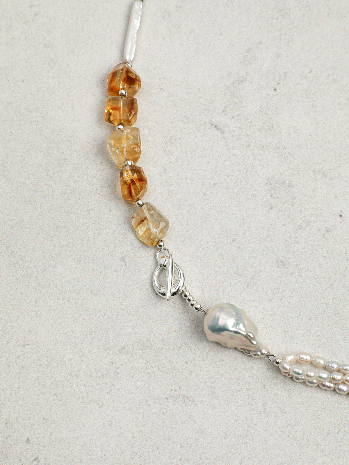 SENLORE Baroque Crystal Necklace – Lifestyle Shot