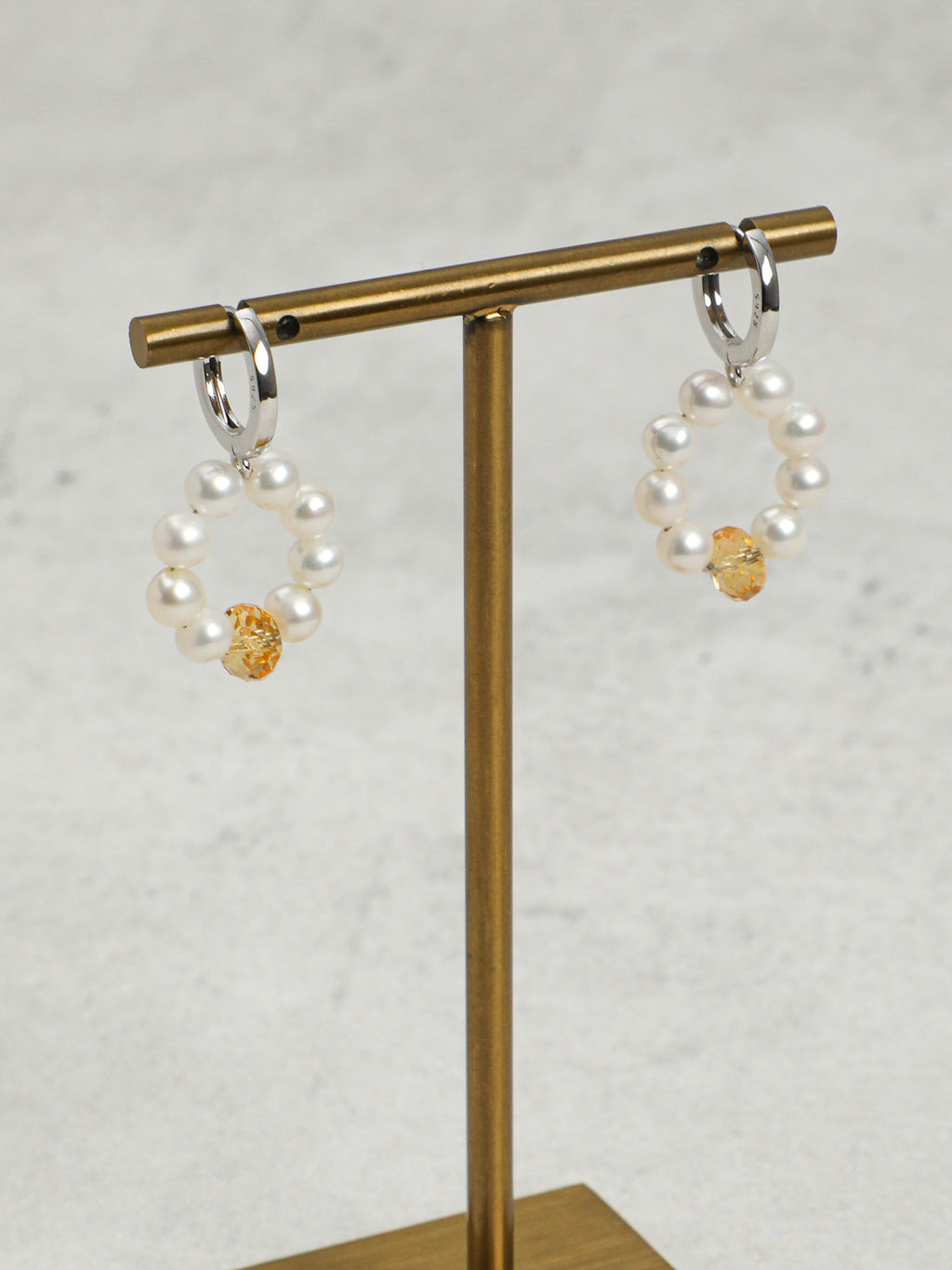 SENLORE Citrine & Pearl Earrings – Side View